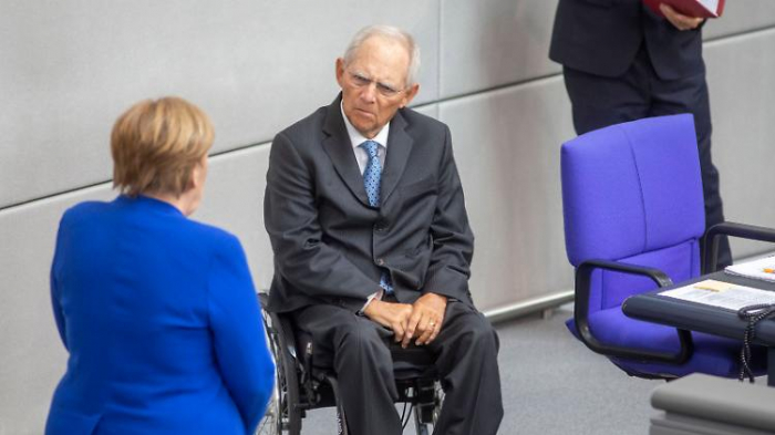 Schäuble sieht Corona-Proteste positiv