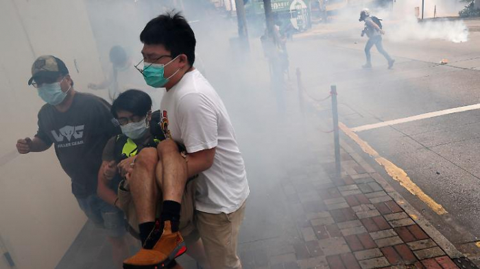 Hongkonger Polizei setzt Tränengas ein