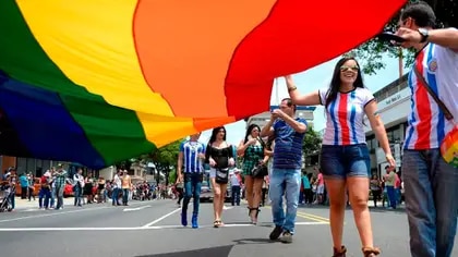 Costa Rica se convirtió en el primer país centroamericano en aceptar el matrimonio igualitario