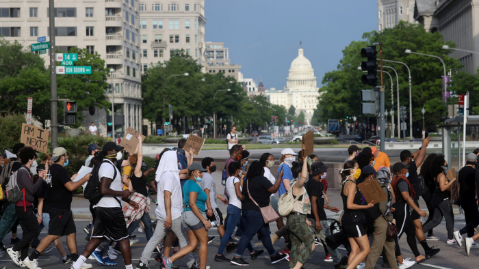 Cierran la Casa Blanca en medio de protestas en Washington por la muerte de Floyd