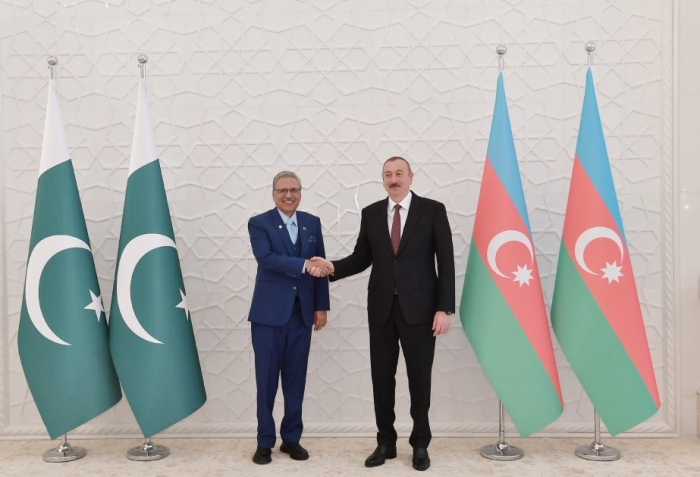  Der pakistanische Präsident gratulierte Ilham Aliyev 