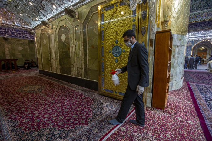    İranda ziyarətgahlar açıldı   