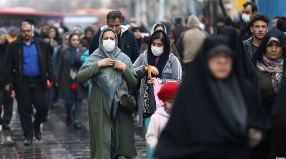 رغم تفشي الوباء.. إيران تعلن تخفيفاً جديداً لتدابير احتواء كورونا