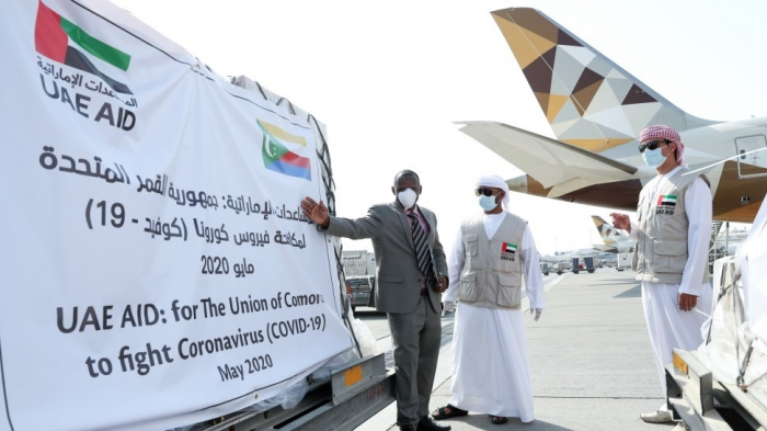 الإمارات ترسل مساعدات طبية إلى جمهورية القمر المتحدة لتعزيز جهودها في مكافحة انتشار "كوفيد-19"