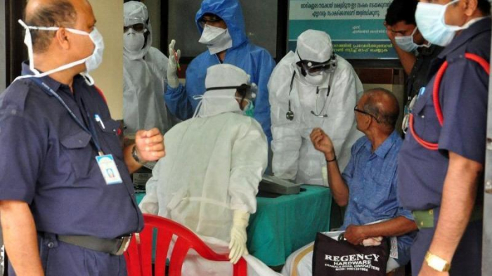 Hindistanda koronavirus sürətlə yayılır 