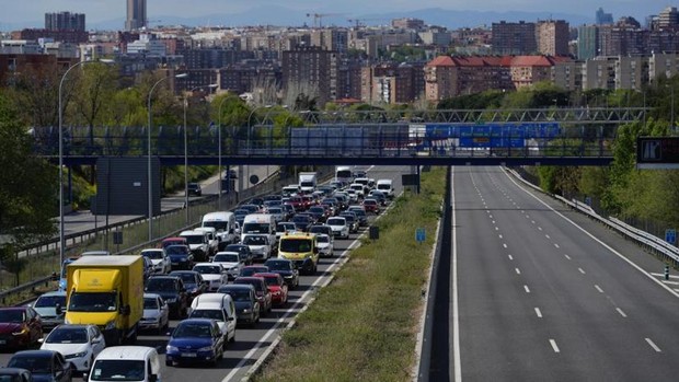   La movilidad en Madrid tras el Covid-19:   2 millones menos de viajes por la crisis, pero un 10% más en coche