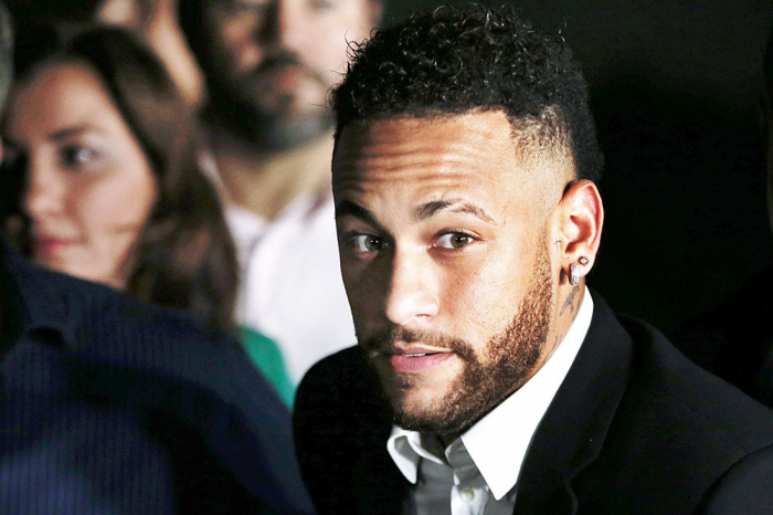 Neymar mistakenly approved for $120 virus welfare payment: report  