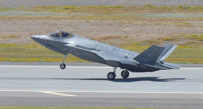 Fahrwerk von F-35A-Jäger versagt bei Landung in USA