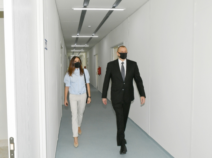   Presidente Ilham Aliyev y     primera dama Mehriban Aliyeva asisten a la apertura de 3 hospitales modulares  