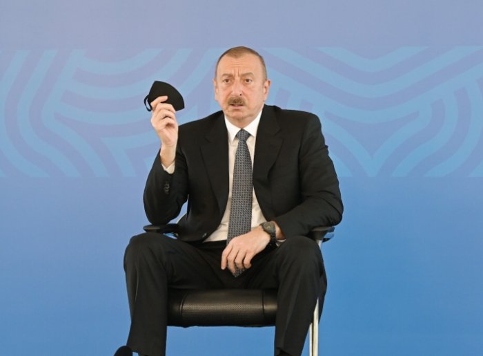  Azerbaijani President calls people to use mask 