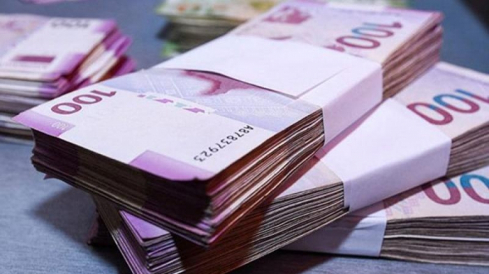 Dövlət qulluqçularının sayı və maaşı açıqlandı