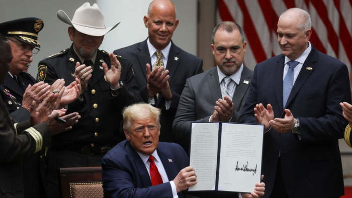   Trumps Polizeireform stößt auf scharfe Kritik im Kongress  