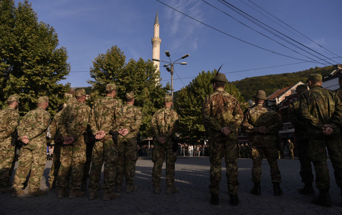 Kosovo-Einsatz verlängert: „Einbindung in euro-atlantische Strukturen“ - Bundestagsstreit