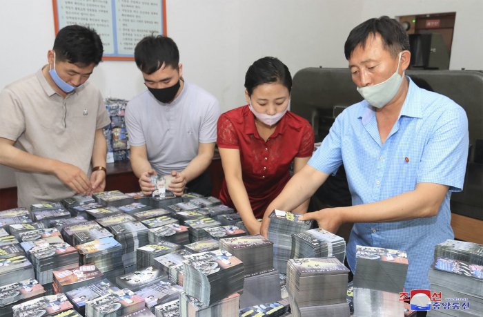 S Korea urges North not to send leaflets amid high tensions