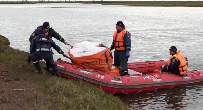   Ölpest in Sibirien: Weitere 55 Kubikmeter kontaminiertes Wasser entfernt  