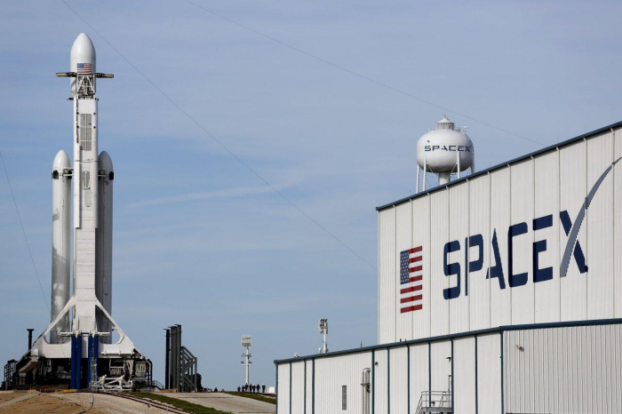 SpaceX postpones launch of Starlink satellites indefinitely