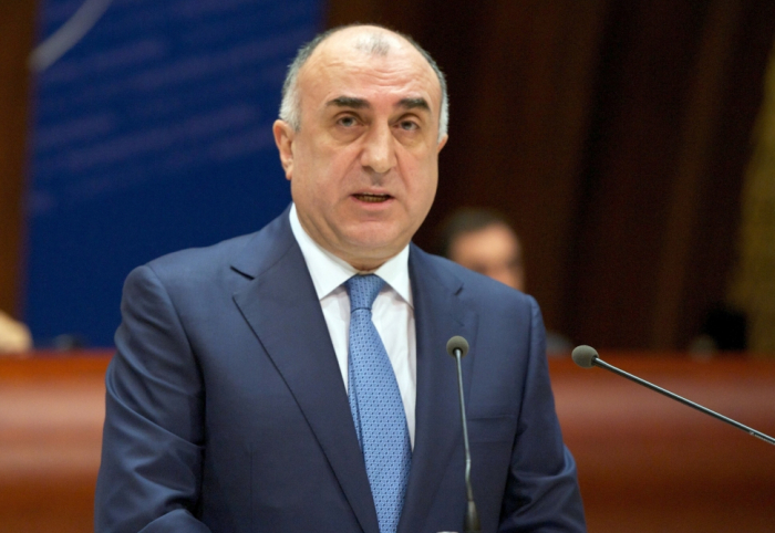 Außenminister von Aserbaidschan, Armenien diskutieren über Berg-Karabach Konflikt 