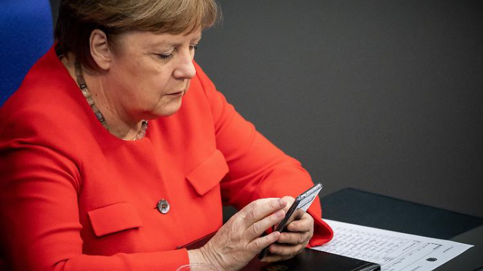 Merkel wirbt für Corona-Warn-App