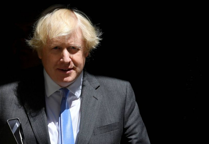 Le coronavirus, un "désastre" pour le Royaume-Uni, dit Johnson
