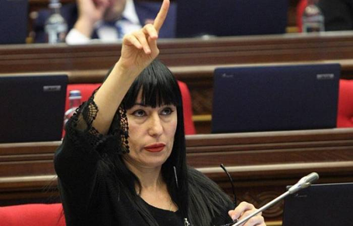  Zohrabyan:  “Ermənistanda çevrilişin təməli qoyulur”