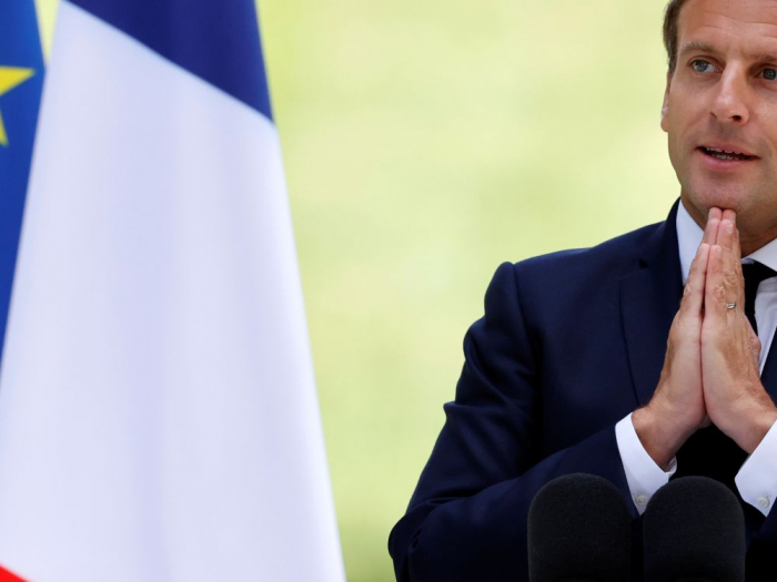  France:  Macron promet 15 milliards d