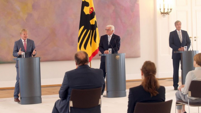 Steinmeier und Wirtschaftsvertreter rufen Betriebe zur Ausbildung auf