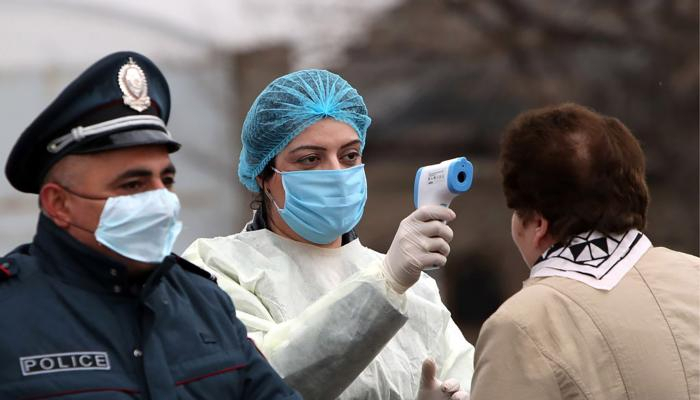  Ermənistanda minə yaxın tibb işçisi koronavirusa yoluxdu 