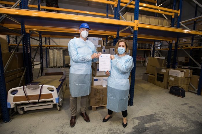 Representatives of EU and WHO to Azerbaijan inspect medical equipment delivered to country