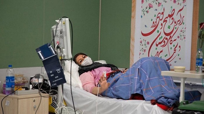  İranda bir gündə 215 nəfər koronavirusdan öldü 