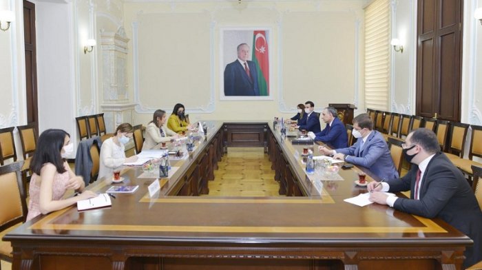   Azerbaijan, ICRC discuss bilateral ties  