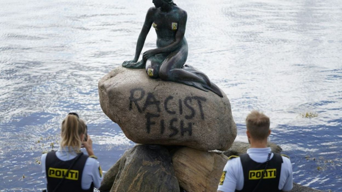 "Racist Fish" : la Petite Sirène vandalisée à Copenhague