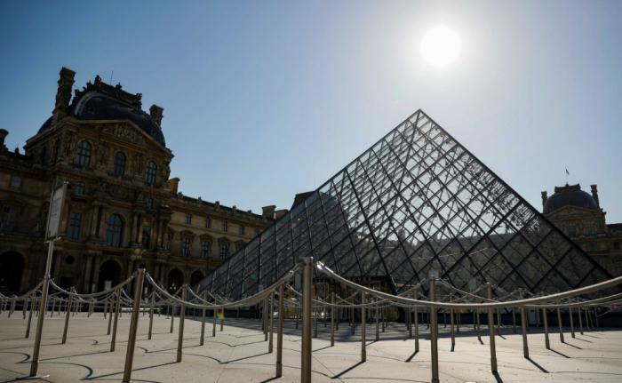  France:   Le Louvre rouvre ses portes au public en version post-Covid-19  