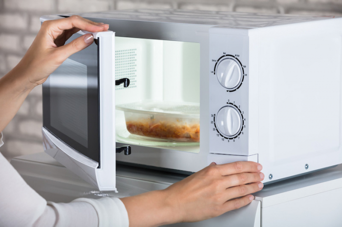  Is it safe to microwave food? -  iWONDER  