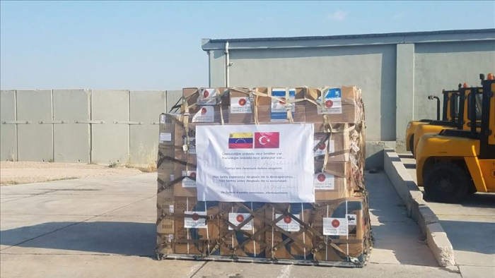 Llegan a Venezuela equipos e insumos médicos de Turquía para combatir la COVID-19