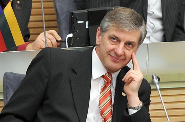     Diputado lituano:   "Observo con entusiasmo eventos en la frontera azerbaiyana-armenia"  