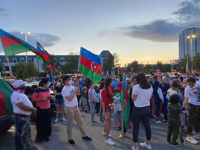  Protesta contra las acciones fascistas de los armenios en Texas -  FOTOS  