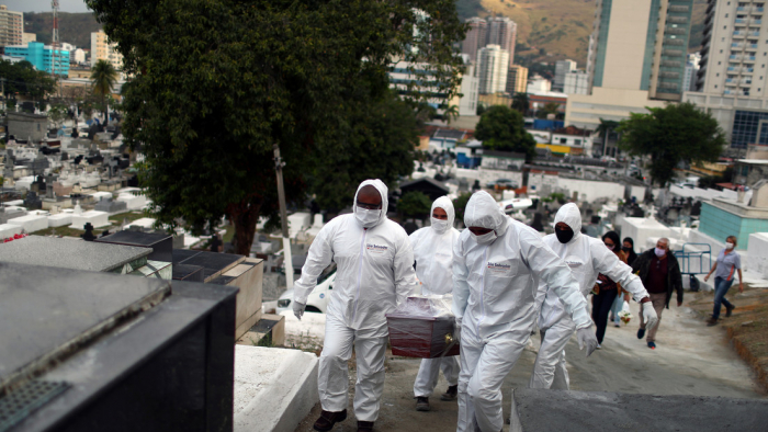 Brasil registra casi 60.000 nuevos contagios de coronavirus y más de 1.300 muertes en las últimas 24 horas