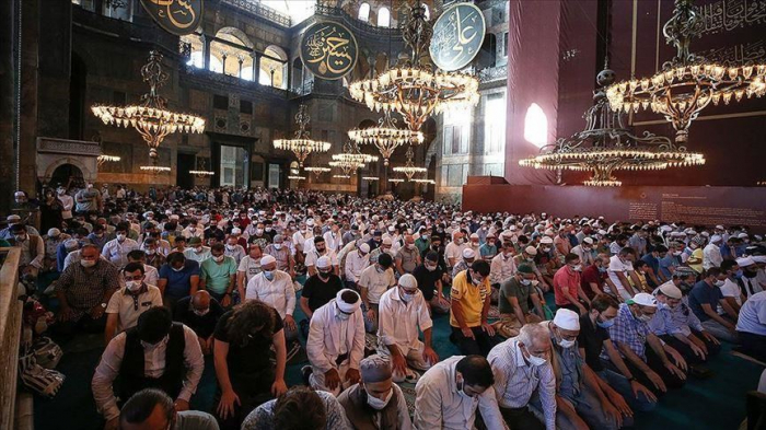 Turquie : la mosquée Sainte-Sophie ouverte au public 24/24