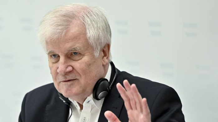 Seehofer will Vorratsdaten länger speichern