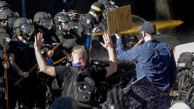 Nuevas protestas contra la policía siembran de violencia EE.UU.