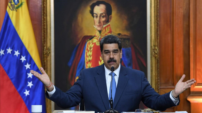 Maduro afirma que francotiradores colombianos lo quieren asesinar
