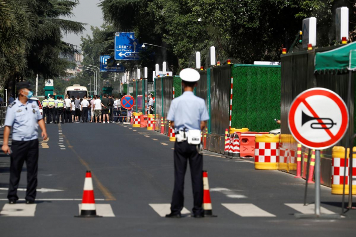 China seizes U.S. consulate in Chengdu, retaliating for Houston