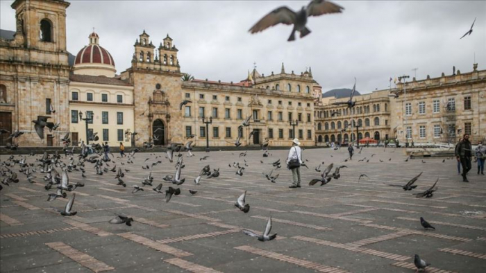 Presidente de Colombia aumenta el aislamiento obligatorio por coronavirus