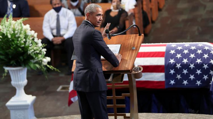 Obama greift Trump in Begräbnisrede an