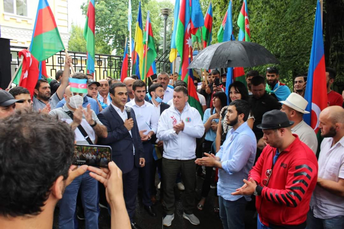 مواطنونا يطالبون برد في كييف من الأمم المتحدة