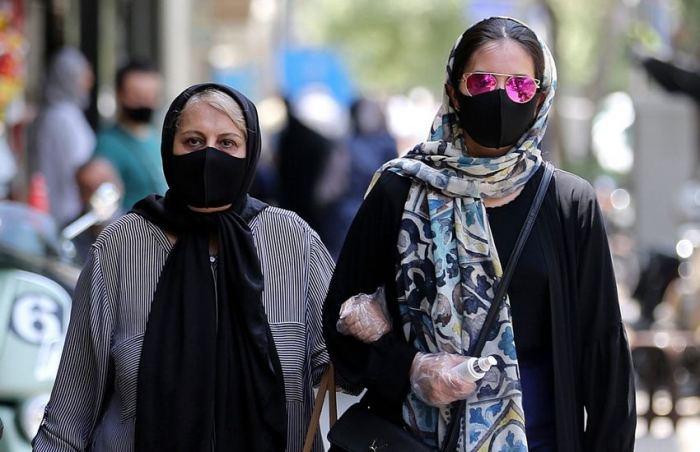 Coronavirus: port du masque obligatoire dès dimanche en Iran, 148 nouveaux décès