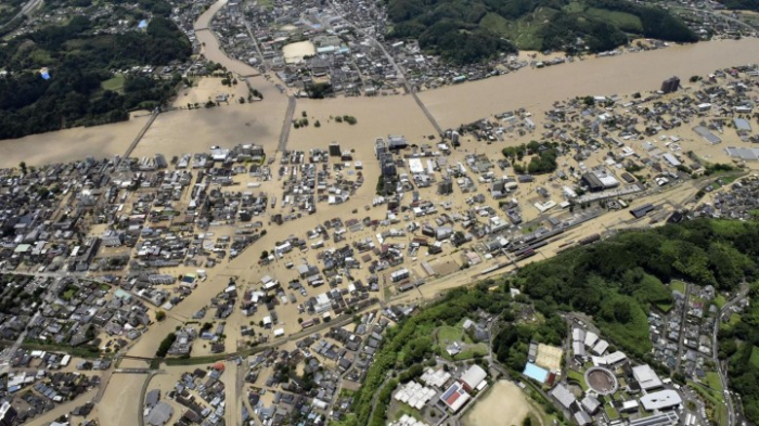 Hunderttausende müssen vor Überschwemmungen fliehen
