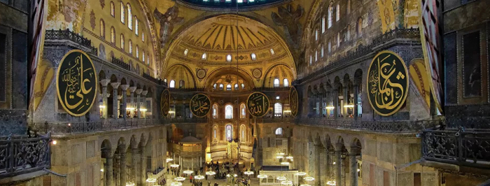 بعد تحويله إلى مسجد... فرنسا تدعو إلى إبقاء متحف "آيا صوفيا" في تركيا مفتوحا أمام الجميع