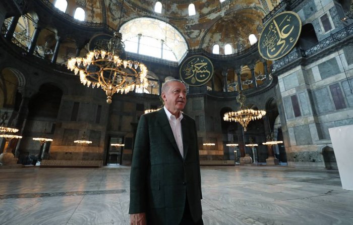 Ərdoğan Aya Sofyada namaz qılacaq