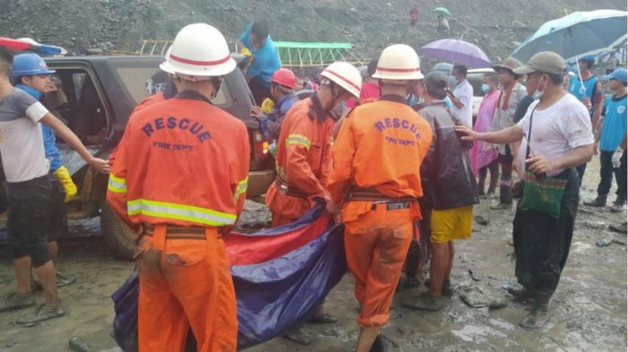 Plus de 100 morts dans un glissement de terrain Birmanie